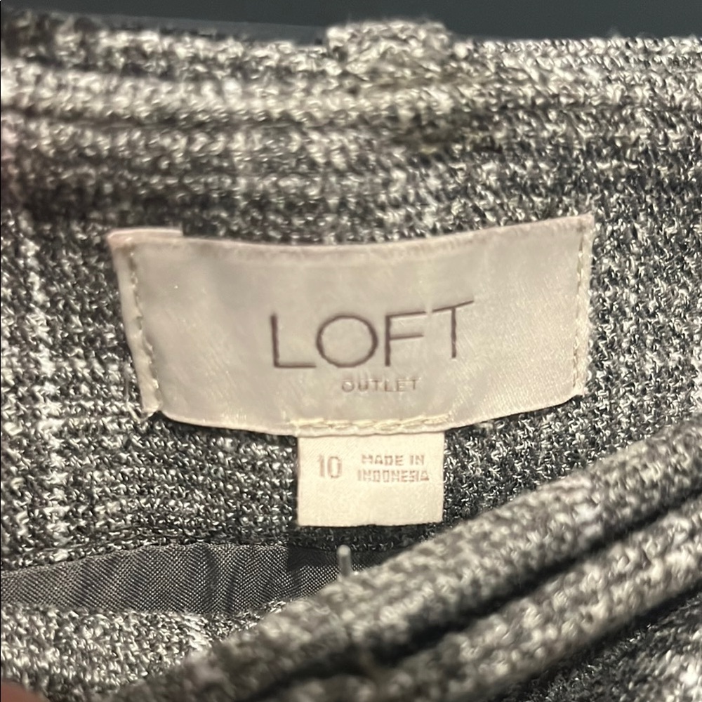 LOFT Plaid A-Line Skirt with Belt - Picture 2 of 10